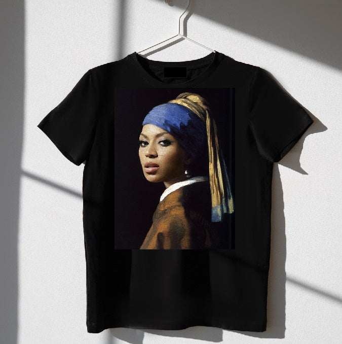 Beyoncé as Girl With A Pearl Earring T shirt and hoodie